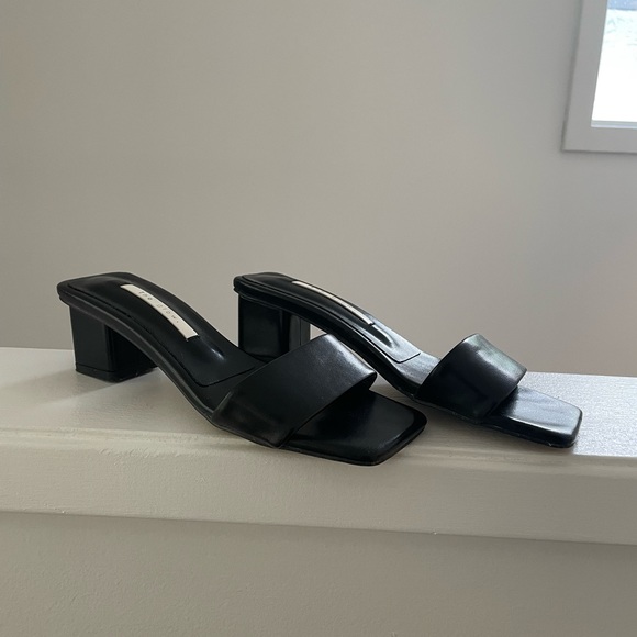 The Glow Heeled Sandal from Shop Pêche - Picture 2 of 4